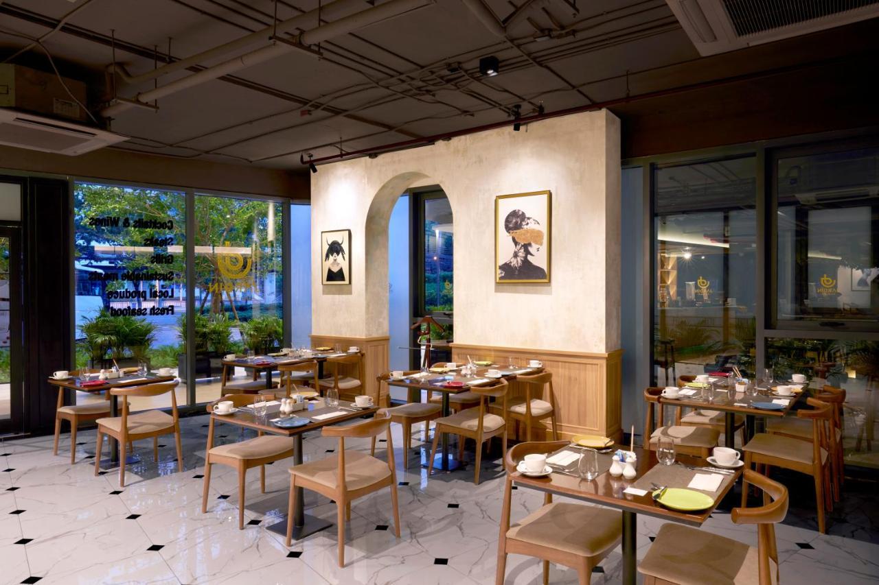 Somerset Rama 9 曼谷 外观 照片 Interior of the restaurant
